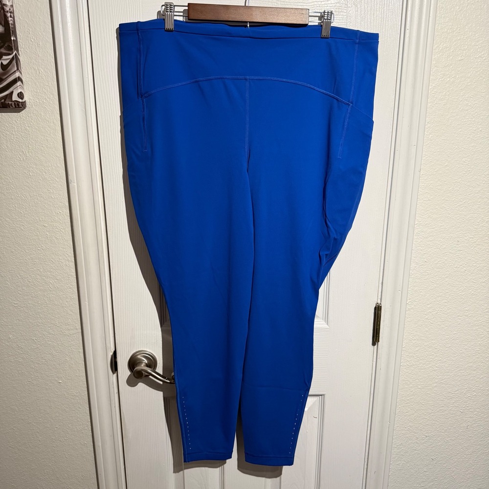 SOLD !!! Lululemon Swift Speed HR Tight 28" Size 20